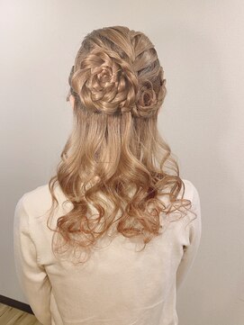 サンジュウナナドシー 大宮東口店(37.0℃) お花アレンジ