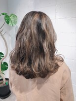 シェル 吉祥寺(shell)&nbsp;明るい白髪染め！ハイライトで動きを♪