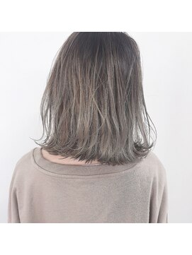 ガーランドウメダ(Garland umeda) バレイヤージュ＿ミディアム＿000285