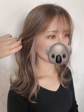 ヘアー リードレス(hair Re:dress) ハイトーンインナーカラージェシカライツシースルー前髪