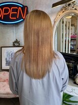 美容室 ティンカーベル ミルクティーベージュ