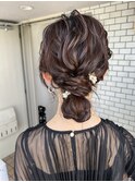 ローアップ ヘアセット お呼ばれヘア
