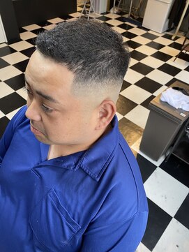 バッドバーバー 蒲田店(BAD BARBER) フェザーアップスキンフェード
