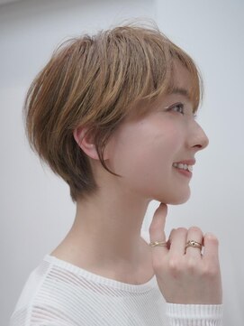 ニューヨークニューヨーク イオンスタイル東淀川店(NYNY) くびれショート×明るめブラウンヘア