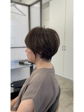 スクエアペア(SQUARE PAIR) くびれショート/白髪ぼかし/ベージュ　30代40代