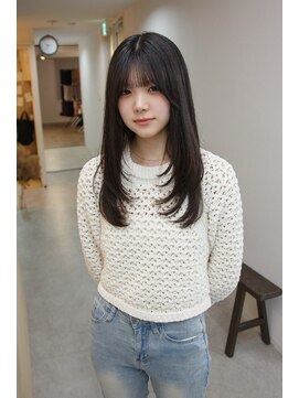 クイ(quii) ★韓国レイヤーカット前髪顔周り韓国髪質改善