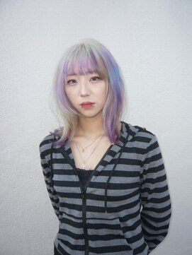 アルレン(Allen) デザインカラー/ホワイトブロンド「宇都宮/ブリーチ」