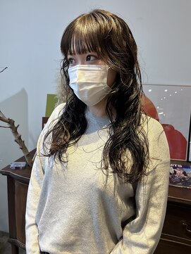 ヘアーアイストゥーレ(HAIR ICI TRE) くるくるパーマニュアンスパーマロングパーマ