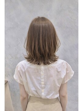 ノル(nol.) くびれミディで叶う柔らかい動き