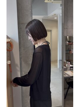 ミリ(milli Produce by ITAKURA) ストレートボブ