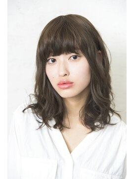 クラシコ ヘアー(CLASSICO hair) ラフに揺れ動くカールがかわいいスタイル