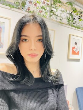 ロンド ストラーダ 心斎橋(Lond strada) 【西村　紗耶】大人可愛いこなれミディ