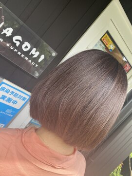 ナゴミ(NAGOMI) ボブスタイル　30代／40代