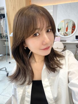 アフロートリノ(AFLOAT Leino) 小顔ヘルシーレイヤースタイル透明感カラー【修】20代30代40代