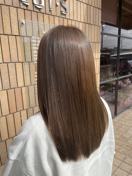 シーツー 川口店(C2) 艶髪ストレートロング