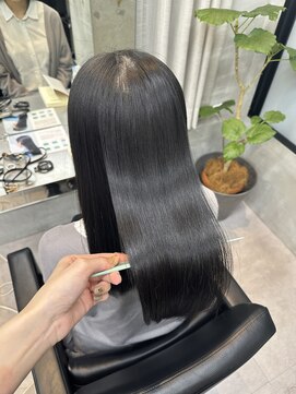 クーラアオヤマ(Cura Aoyama) 美髪縮毛矯正後の髪の毛メンテナンスは！？