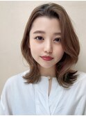 ミディアムレイヤー/似合わせカット/マロンベージュ/20代30代