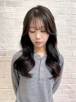 エイム(A-im)&nbsp;韓国風くびれヘア×オリーブグレージュ ブリーチなし