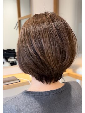 キオナ(Kiona) ショート/丸みショート/くびれショート