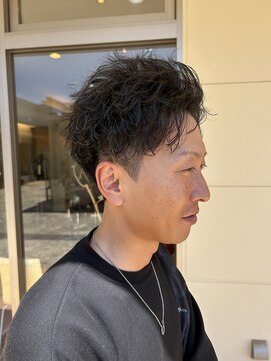 美容室 マルシェ 【岡谷市イルフプラザ1F/美容室マルシェ】_ツイストスパイラル