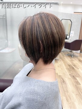 キセイ イオンモール新利府北館店(KISEI) 脱白髪染め【白髪ぼかしハイライト】ベージュ×ショート