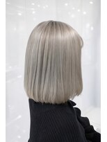 リュンヌ(LUNE) シルバーボブ