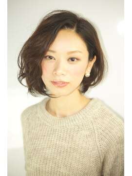 アットゼー(@z) ウェーブボブ by オーナー渡邉