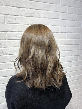 ビューティー エールフォルム 浜松有玉店(BEAUTY YELLFORME) ハイトーンアッシュ