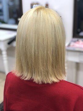 シャルティア(SHALLTIA) ブロンドカラー【山口市美容室】【山口市ハイトーンカラー】