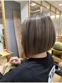 ダブルカラーショートボブインナーカラーハイライトケアブリーチ