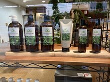 モアの雰囲気（当店オリジナルシャンプー・・モチモチの泡と仕上がりが好評）