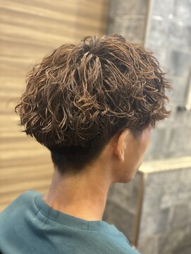 銀座マツナガ 神田店 モテメンズヘア！重めマッシュツーブロック強めツイスパ