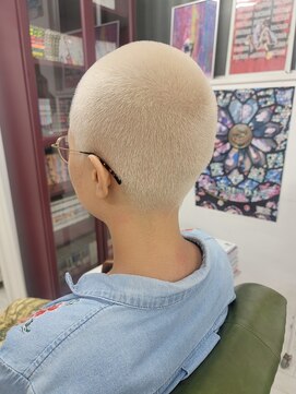 クリーン ヘアデザイン(CLLN hair Design) 『ホワイトベージュ×坊主女子』
