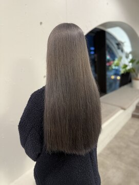 アオ(ao.) グレー/髪質改善トリートメント/初ブリーチ