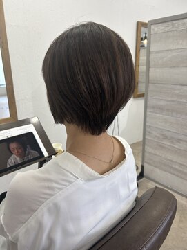 ラヴィリス バイ レム(Raviliss by rem) ショートボブ