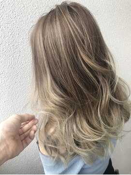 ニューヨークニューヨーク 大久保店(NYNY) グラデーション×ハイライトカラー