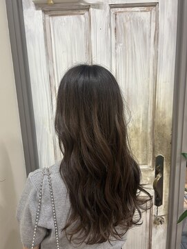 コトナ 越谷店 軽やかレイヤーロング