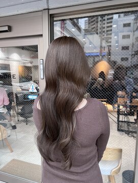 アドア 横浜(ADORE) 【ADORE横浜】ブリーチなしグレージュカラー