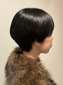 リタ(LITA) 【LITA】ハンサムショート 耳かけショート 〇原田