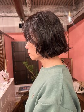 ニーム(nimes) hibico 癖毛を活かしたゆるボブ