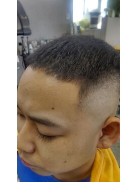 ヘアーアトラクション やぐち 漢のスキンフェード