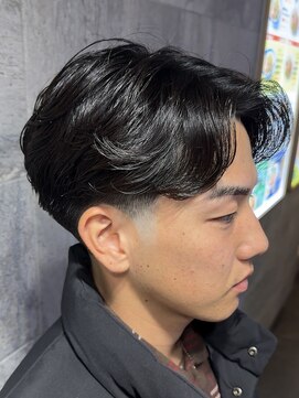 トニーアンドガイ 原宿店(TONI & GUY) テーパーフェードメンズカットフェードスタイルニュアンスパーマ