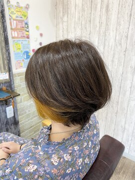 スピニングヘアティアナ(spinning hair Tiana.) イエローインナーハンサムショート