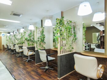 ナチュラルプラス 築町店(natural+)の写真/丁寧な接客が好評◎気さくなスタッフ揃いのアットホーム空間♪理想のイメージもお気軽にご相談下さい*