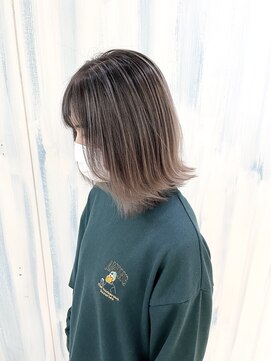 アップ(A+hair) ダブルカラー/ベージュカラー//ハイライト/バレイヤージュ/三宮