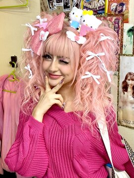 ヘアセットアップス(UP's) 海外から盛り盛りツインテしに来てくれました♪ド派手でド可愛い