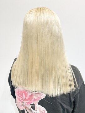 ココ 本八幡(KOKO) #10代20代30代#ケアブリーチ#ホワイトブロンド#ダブルカラー