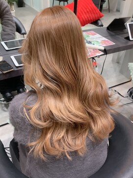 ロンドエニカ 大宮(Lond enika) ブリーチあり透明感ミルクティーレイヤーロンググレー[大宮]