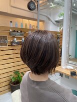 コンフィープラス(comfy plus) 大人美人艶感シースルーバングワンカールこなれミディ
