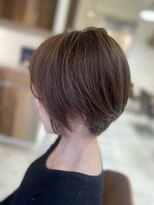 デッカドゥ 阪急茨木(DECCA-DEUX) ショートボブ